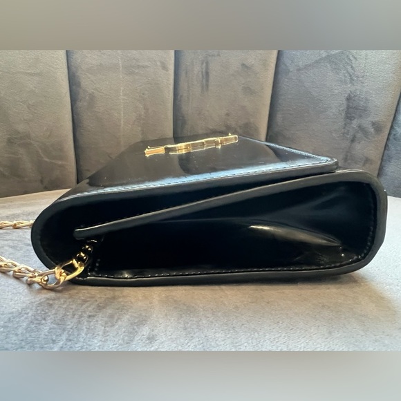 YSL Kate Monogram patent clutch bag - Picture 4 of 17